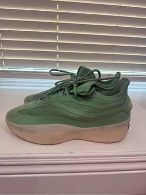 Men's Mint Green Lace-Up Casual Sneakers